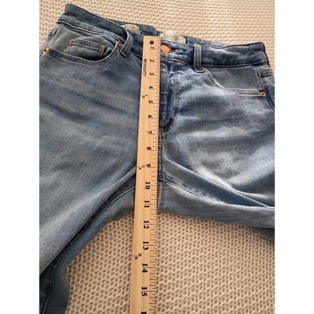 Universal Thread Light Wash High‎ Rise Slim Straight Jeans 6R/28x26 - Picture 7 of 9
